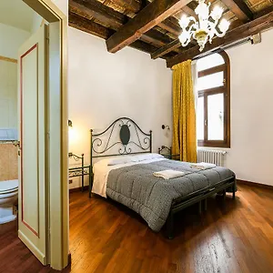 Casetta Rossa Venecia